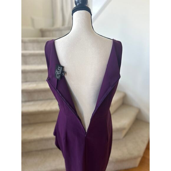 Alex Evenings Dark Purple Draped Embellished Sleeveless Sheath Dress - Picture 6 of 9